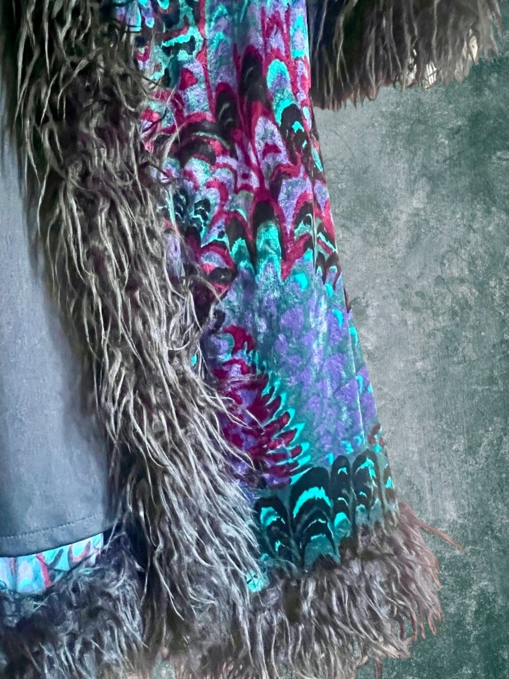 ✨ Rare Vintage Betsey Johnson Velvet Faux Fur Duster Coat - Late 1990s ✨ - Picture 5 of 7
